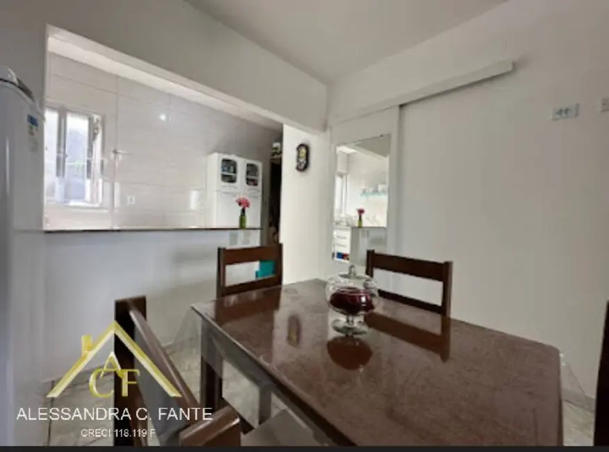 Foto 3 de Kitnet com 1 quarto à venda, 33m2 em Mirim, Praia Grande - SP