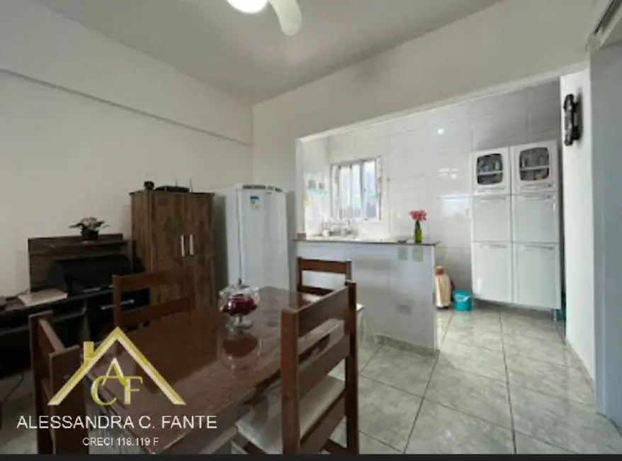 Foto 4 de Kitnet com 1 quarto à venda, 33m2 em Mirim, Praia Grande - SP