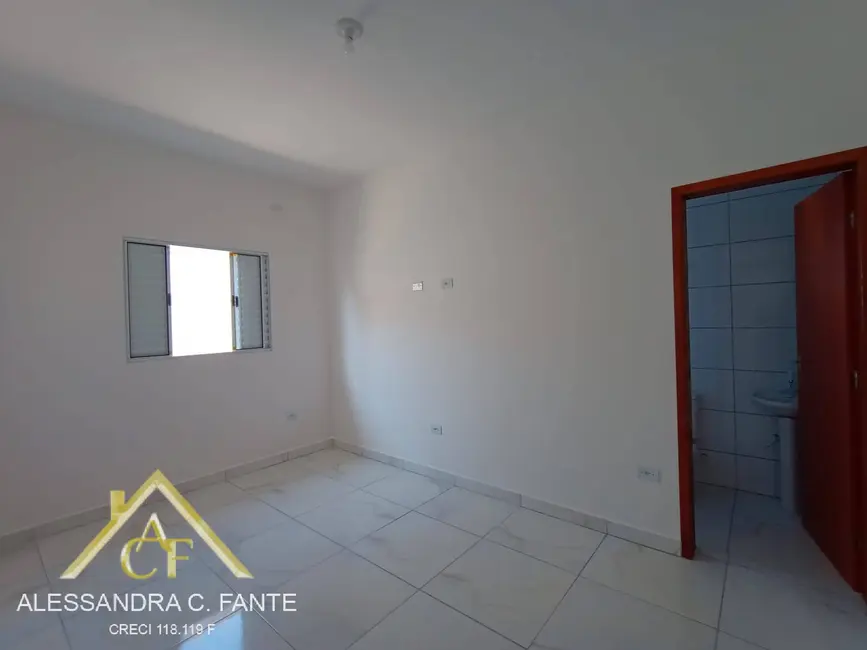 Foto 8 de Casa com 2 quartos à venda, 82m2 em Itanhaem - SP