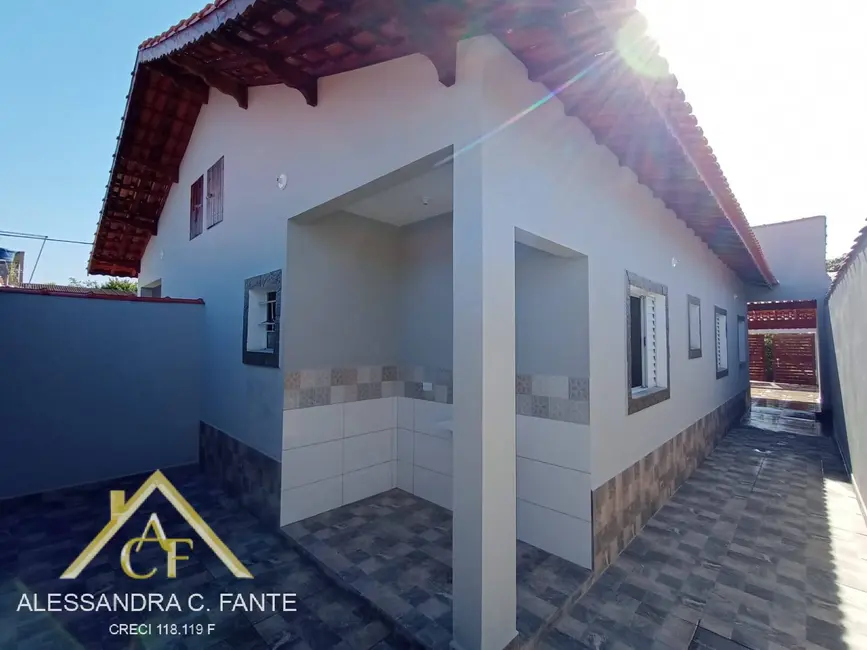 Foto 3 de Casa com 2 quartos à venda, 82m2 em Itanhaem - SP