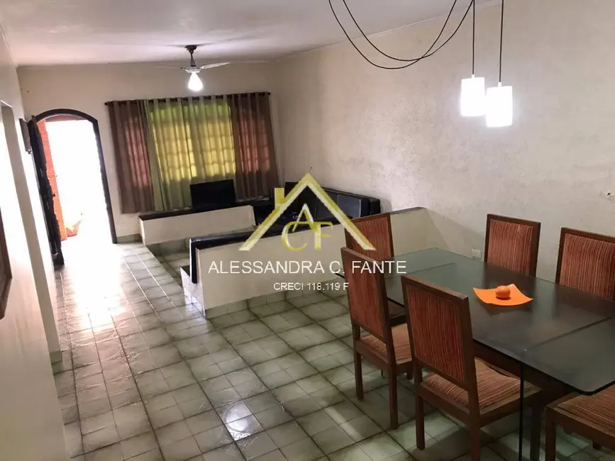 Foto 8 de Casa com 3 quartos à venda, 308m2 em Mongagua - SP
