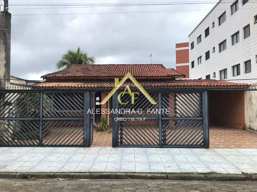 Foto 3 de Casa com 3 quartos à venda, 308m2 em Mongagua - SP