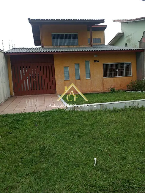 Foto 1 de Casa com 3 quartos à venda, 250m2 em Itanhaem - SP