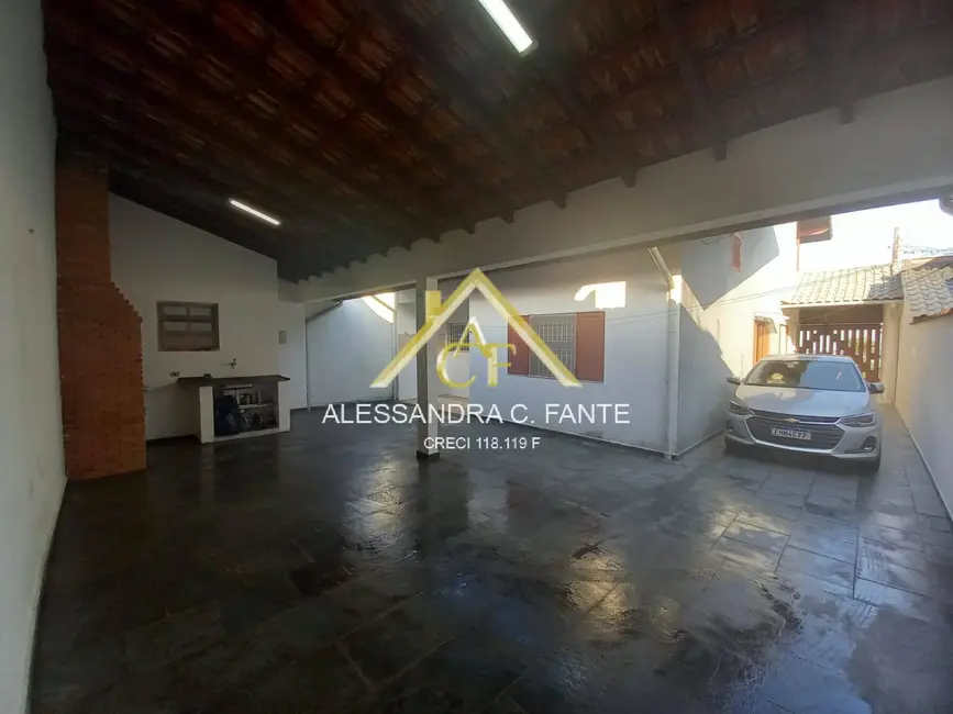 Foto 6 de Casa com 3 quartos à venda, 250m2 em Itanhaem - SP