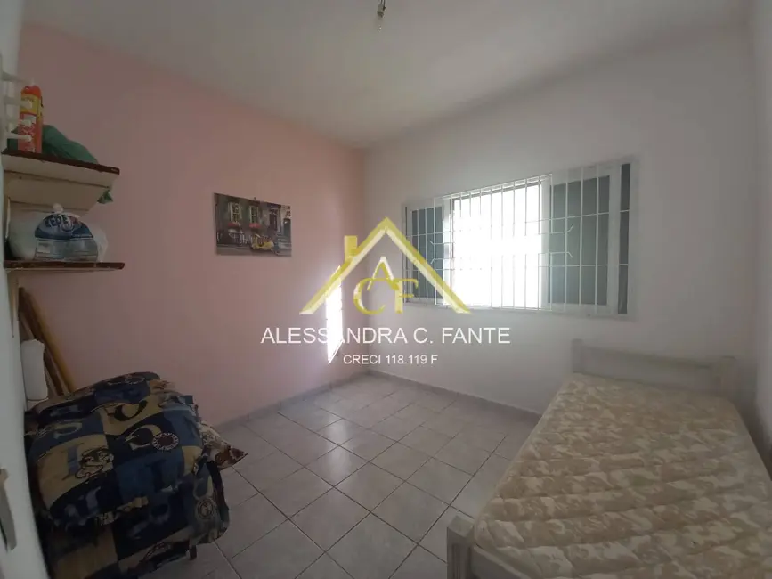 Foto 8 de Casa com 3 quartos à venda, 250m2 em Itanhaem - SP