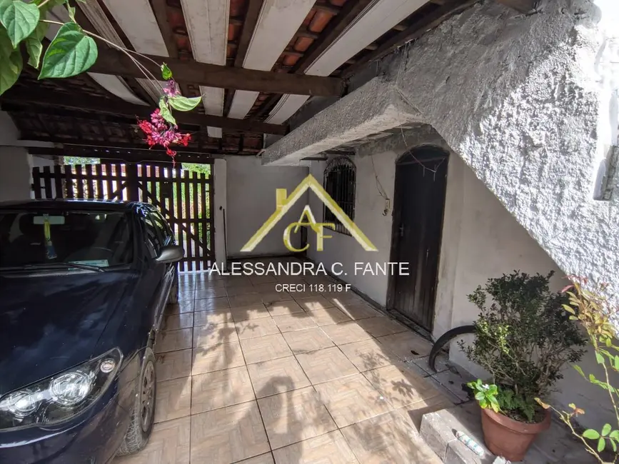 Foto 2 de Casa com 3 quartos à venda, 300m2 em Itanhaem - SP