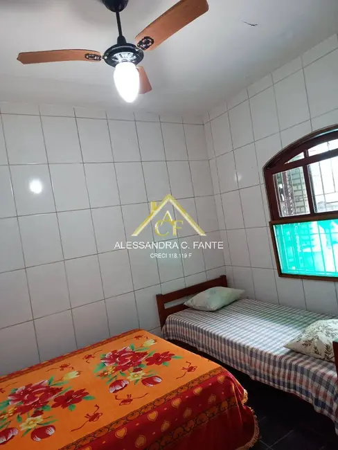 Foto 3 de Casa com 2 quartos à venda, 203m2 em Itanhaem - SP