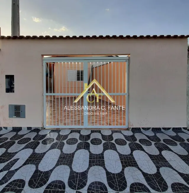 Foto 5 de Casa com 2 quartos à venda, 170m2 em Itanhaem - SP