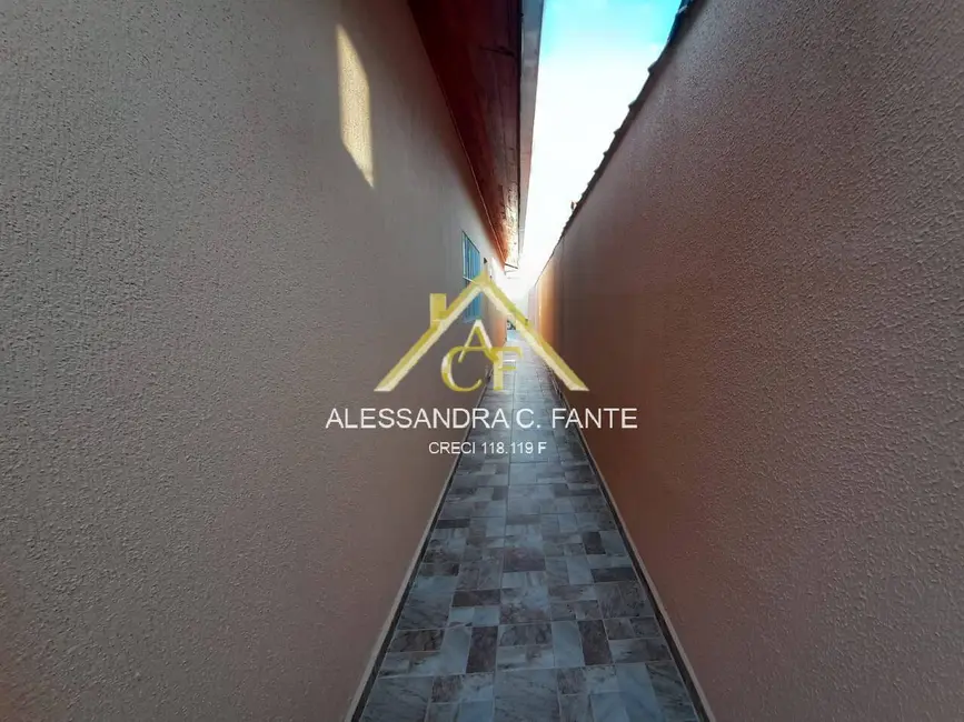 Foto 8 de Casa com 2 quartos à venda, 170m2 em Itanhaem - SP