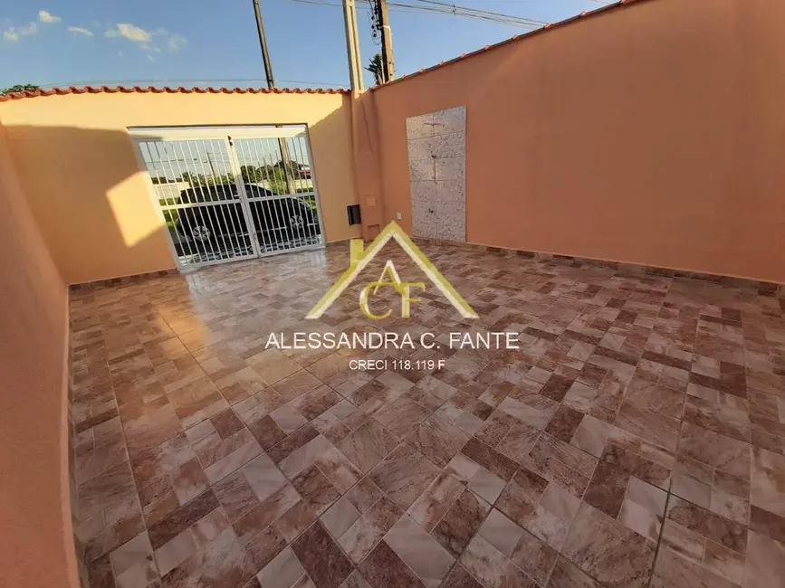 Foto 6 de Casa com 2 quartos à venda, 170m2 em Itanhaem - SP