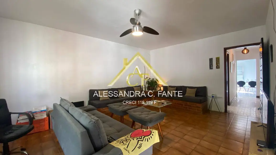 Foto 7 de Casa com 3 quartos à venda, 264m2 em Mongagua - SP