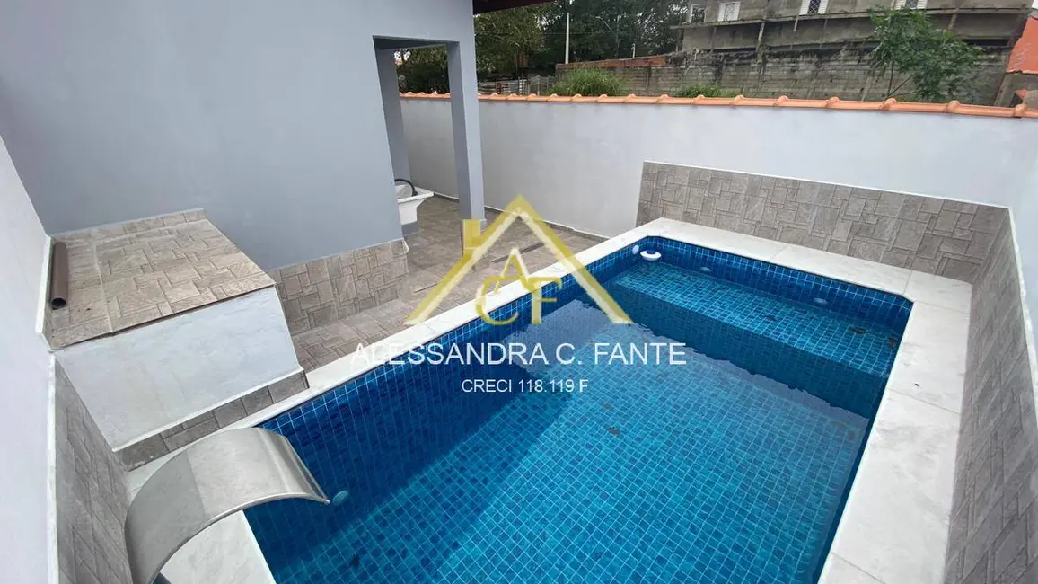 Foto 7 de Casa com 2 quartos à venda, 125m2 em Itanhaem - SP