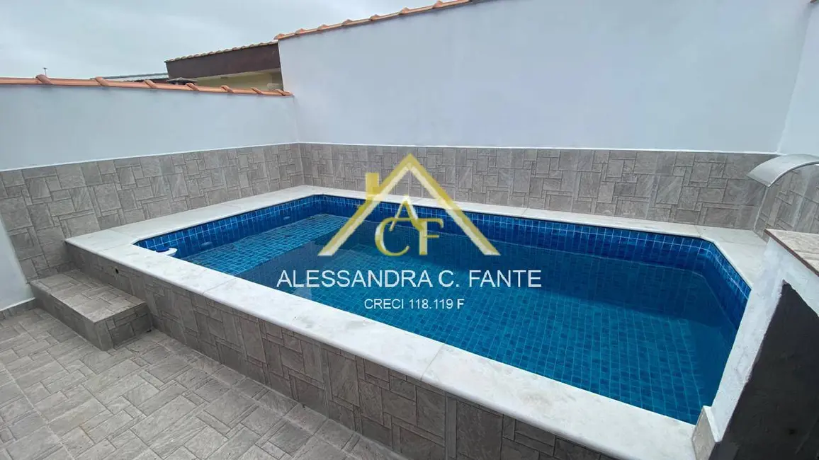 Foto 1 de Casa com 2 quartos à venda, 125m2 em Itanhaem - SP