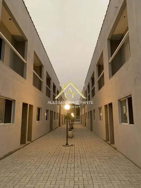 Foto 7 de Sobrado com 2 quartos à venda, 72m2 em Mongagua - SP