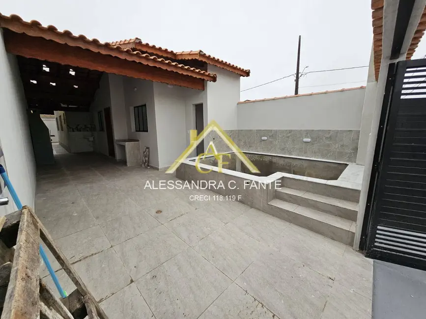 Foto 9 de Casa com 2 quartos à venda, 126m2 em Itanhaem - SP