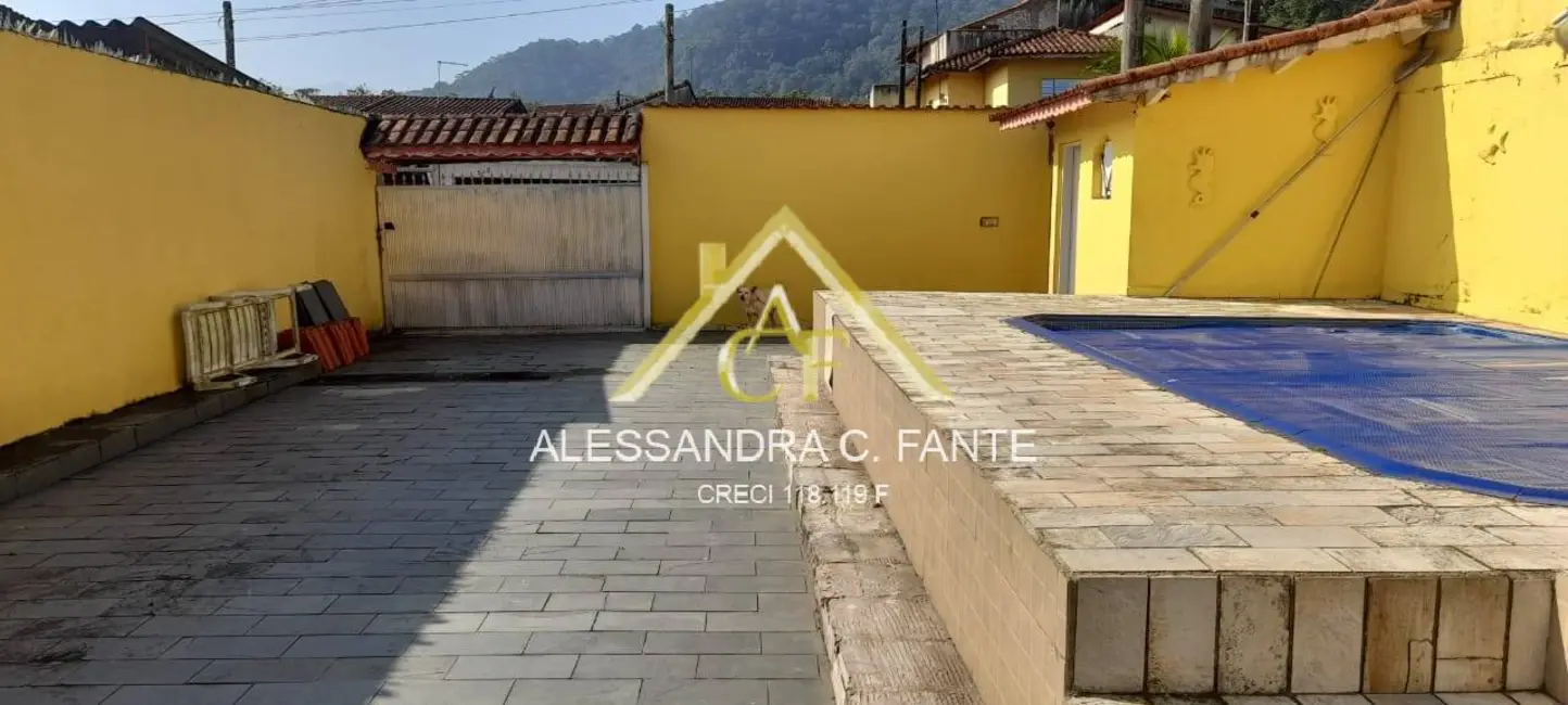 Foto 2 de Casa com 2 quartos à venda, 101m2 em Mongagua - SP