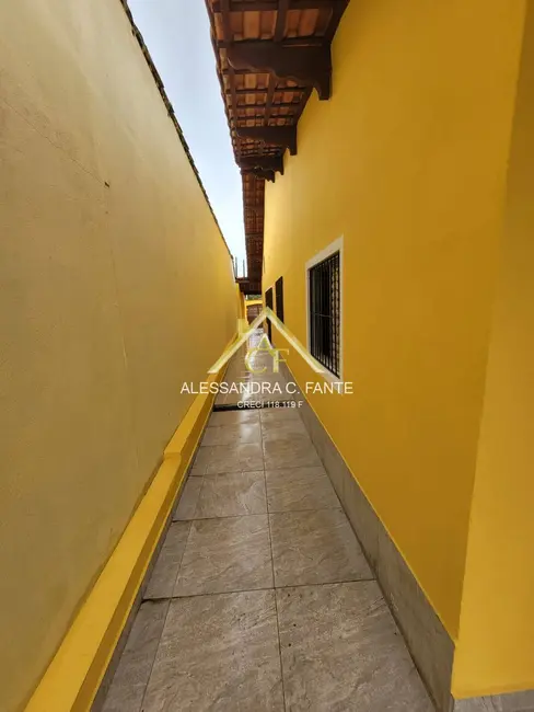 Foto 6 de Casa com 2 quartos à venda, 192m2 em Mongagua - SP