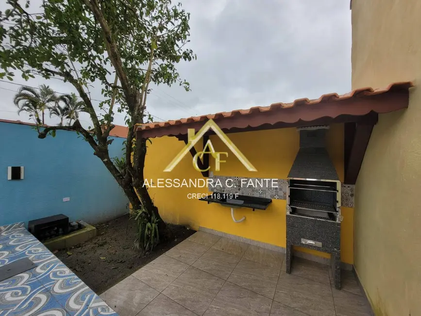 Foto 3 de Casa com 2 quartos à venda, 192m2 em Mongagua - SP