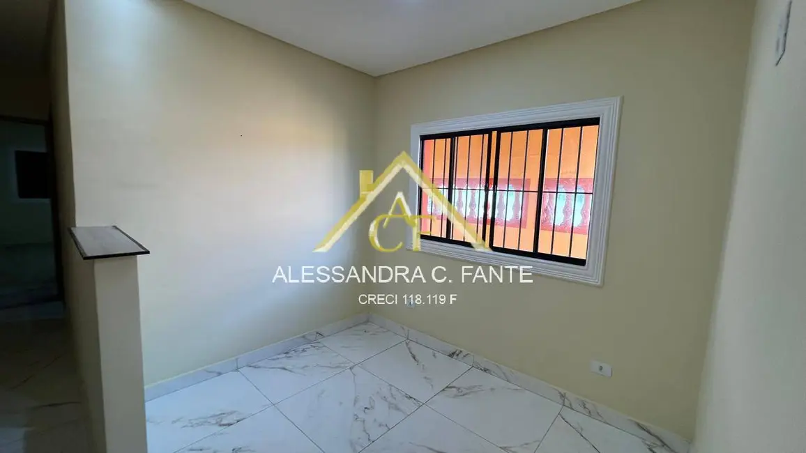 Foto 9 de Casa com 2 quartos à venda, 158m2 em Mongagua - SP