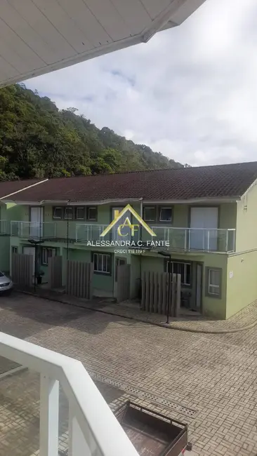 Foto 1 de Casa com 2 quartos à venda, 85m2 em Mongagua - SP