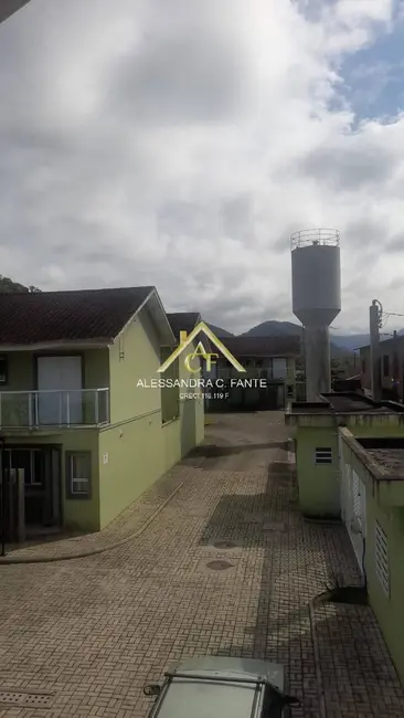 Foto 3 de Casa com 2 quartos à venda, 85m2 em Mongagua - SP