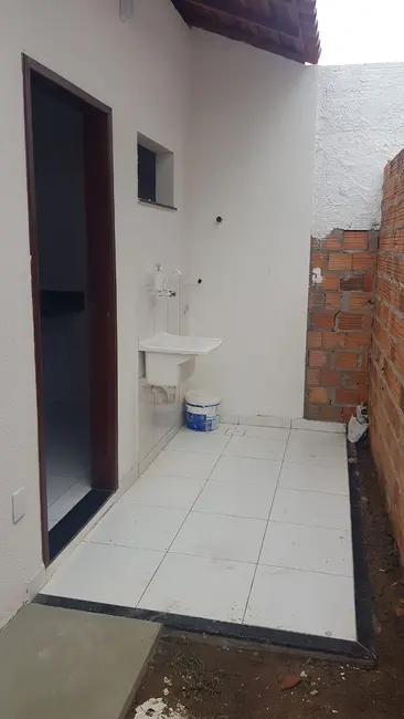 Foto 3 de Casa com 2 quartos à venda, 80m2 em Raposa - MA