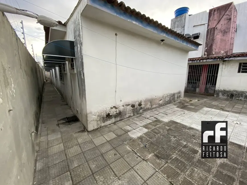 Foto 9 de Casa com 3 quartos à venda, 396m2 em Santa Esmeralda, Arapiraca - AL