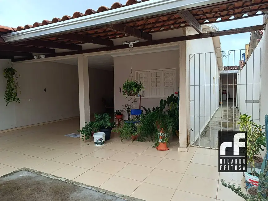 Foto 3 de Casa com 3 quartos à venda em Santa Esmeralda, Arapiraca - AL