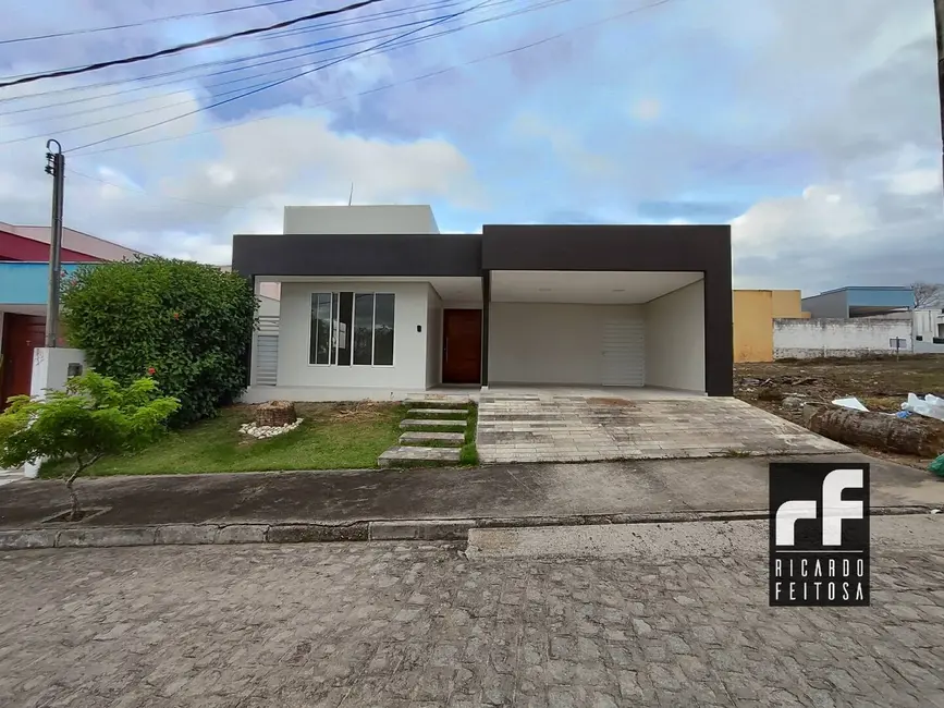 Foto 1 de Casa de Condomínio com 3 quartos à venda, 300m2 em Canafístula, Arapiraca - AL