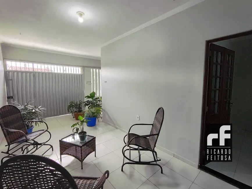 Foto 2 de Casa com 2 quartos à venda, 134m2 em Primavera, Arapiraca - AL