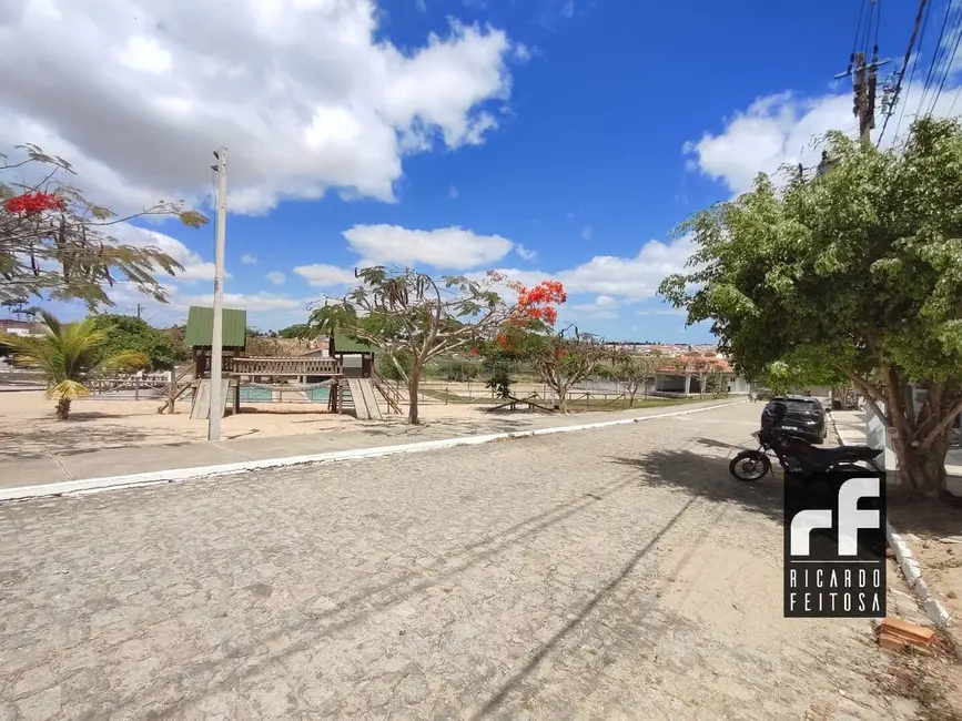Foto 2 de Terreno / Lote à venda, 1225m2 em Canafístula, Arapiraca - AL