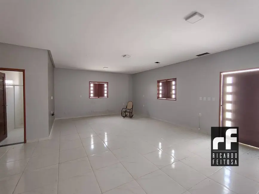 Casa com 3 quartos para alugar, 440m2 em Novo Horizonte, Arapiraca - AL - imagem 8 Foto 8 de Casa com 3 quartos para alugar, 440m2 em Novo Horizonte, Arapiraca - AL