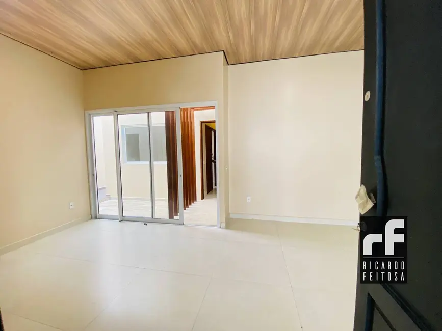 Casa com 2 quartos à venda e para alugar em Senador Nilo Coelho, Arapiraca - AL - imagem 5 Foto 5 de Casa com 2 quartos à venda e para alugar em Senador Nilo Coelho, Arapiraca - AL