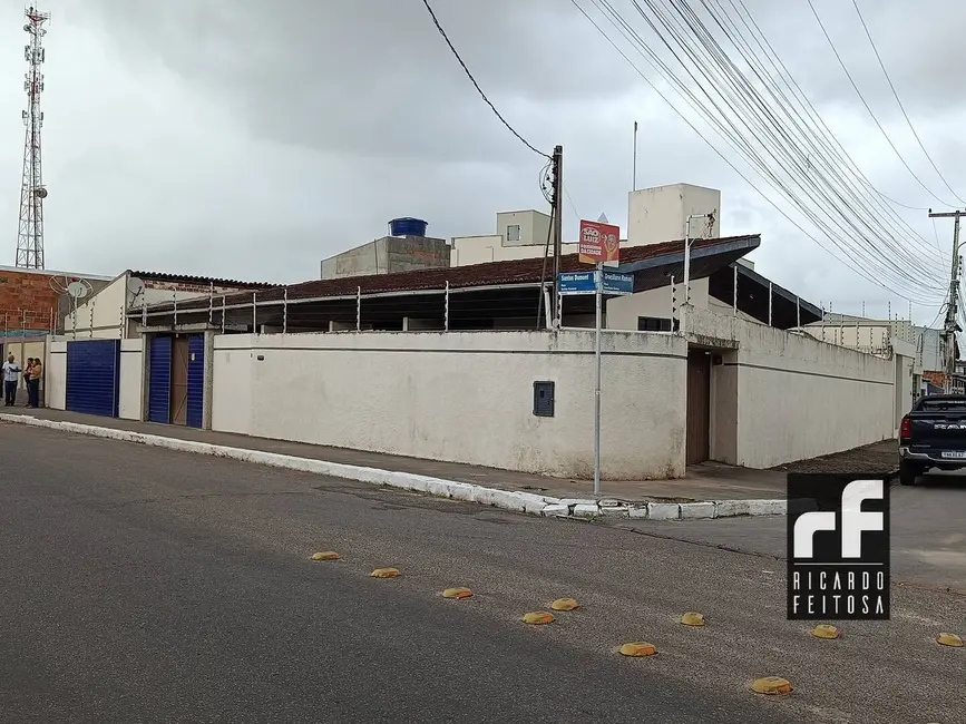 Foto 1 de Casa com 3 quartos à venda e para alugar, 435m2 em Baixão, Arapiraca - AL