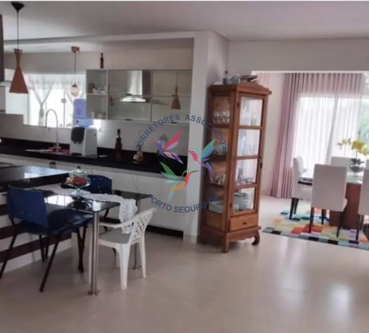 Foto 7 de Casa com 3 quartos à venda, 280m2 em Porto Seguro - BA