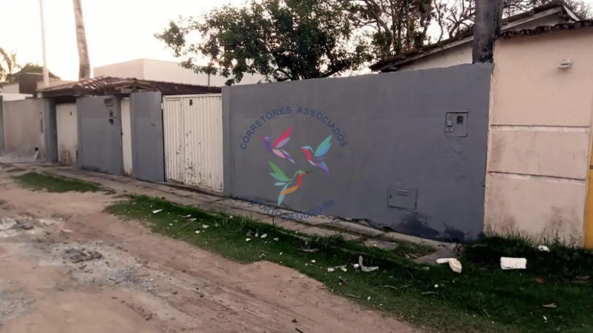 Foto 2 de Casa com 1 quarto à venda, 100m2 em Porto Seguro - BA