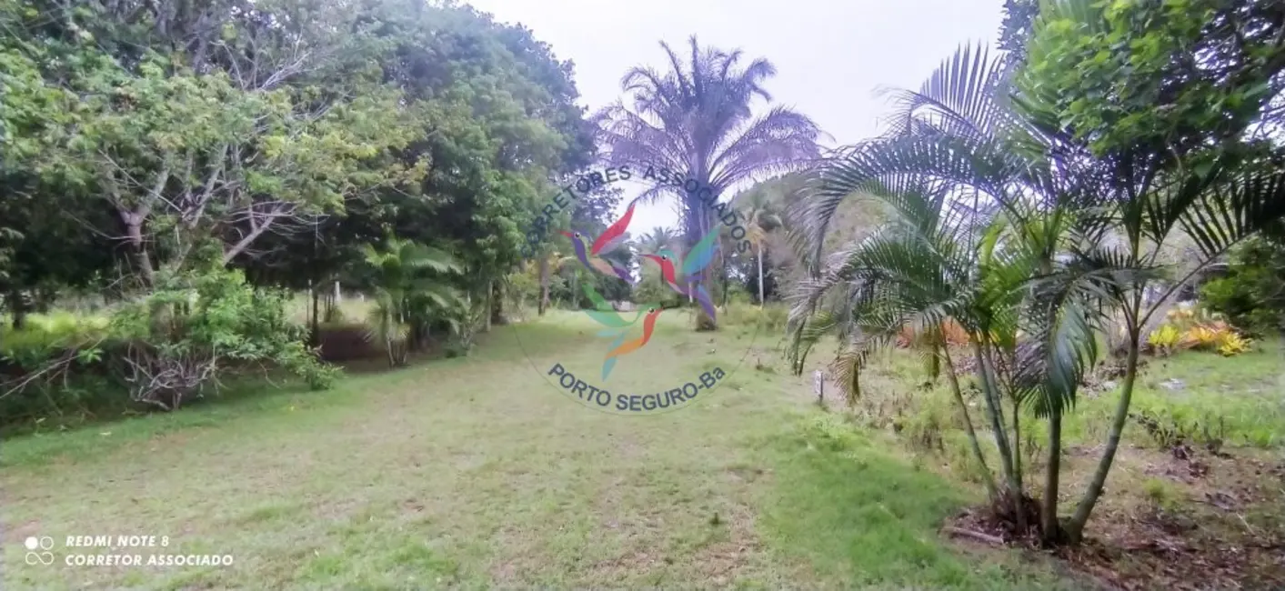 Foto 1 de Terreno / Lote à venda, 32000m2 em Santa Cruz Cabralia - BA