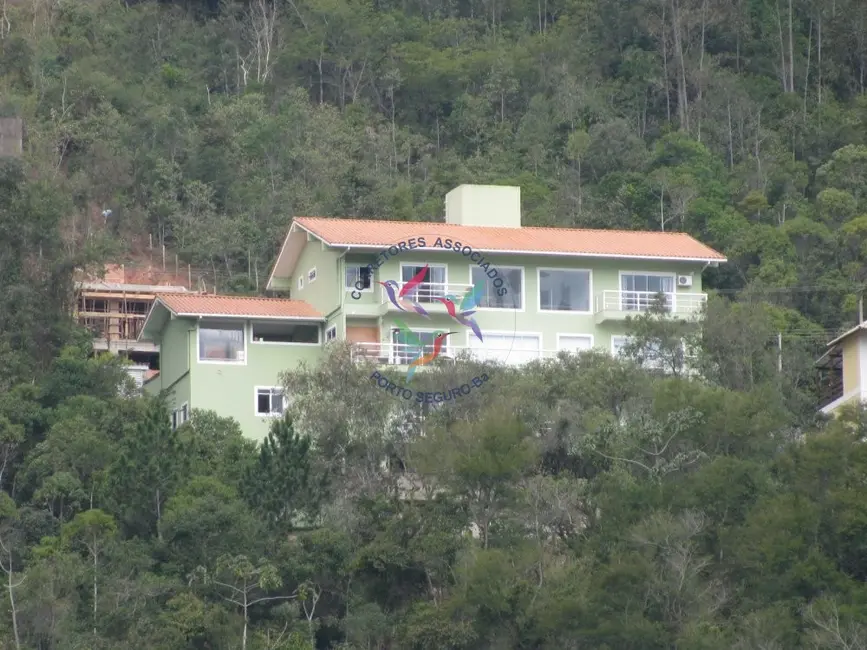 Foto 2 de Casa com 7 quartos à venda, 825m2 em Quebra Frascos, Teresopolis - RJ