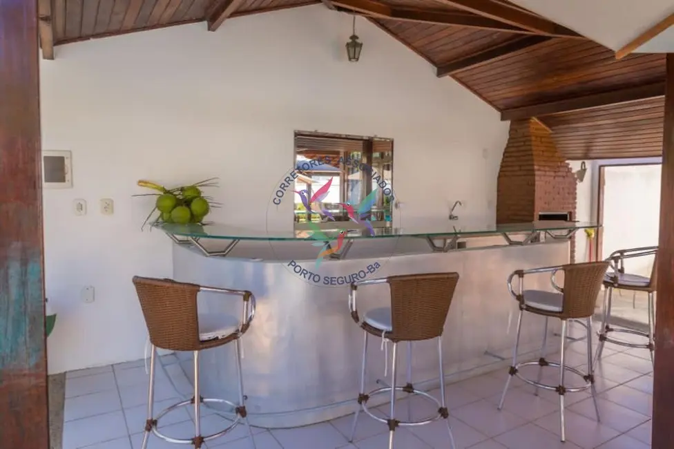 Foto 3 de Casa com 8 quartos à venda, 612m2 em Porto Seguro - BA