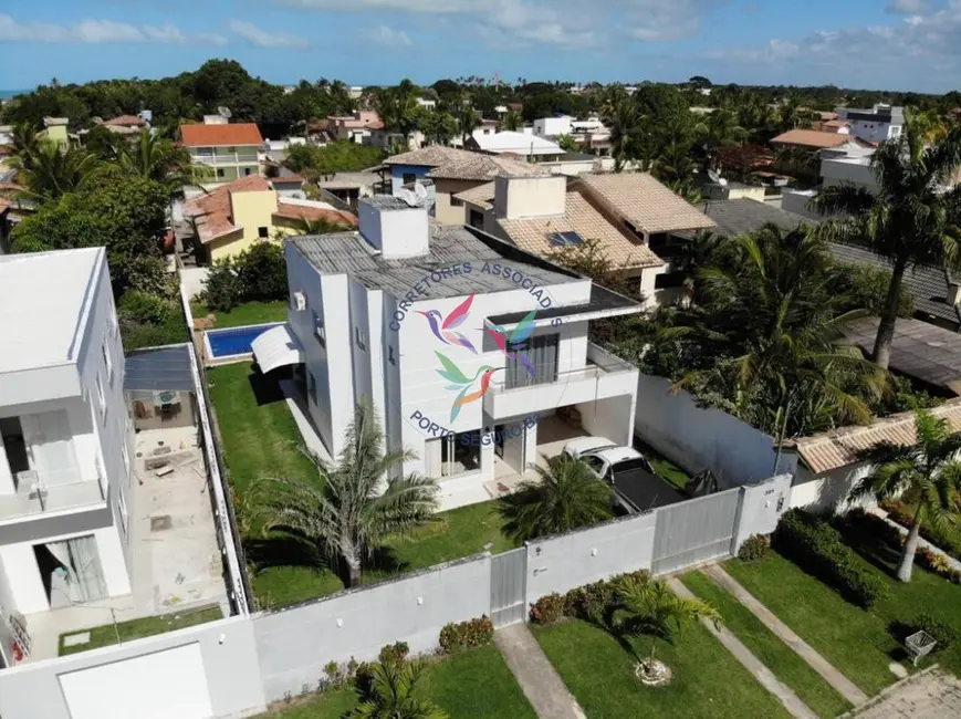 Foto 1 de Casa com 3 quartos à venda, 210m2 em Porto Seguro - BA