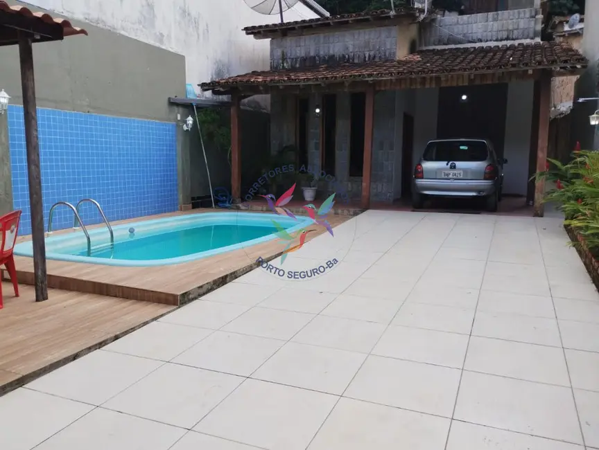 Casa com 3 quartos para alugar, 90m2 em Porto Seguro - BA - imagem 1 Foto 1 de Casa com 3 quartos para alugar, 90m2 em Porto Seguro - BA