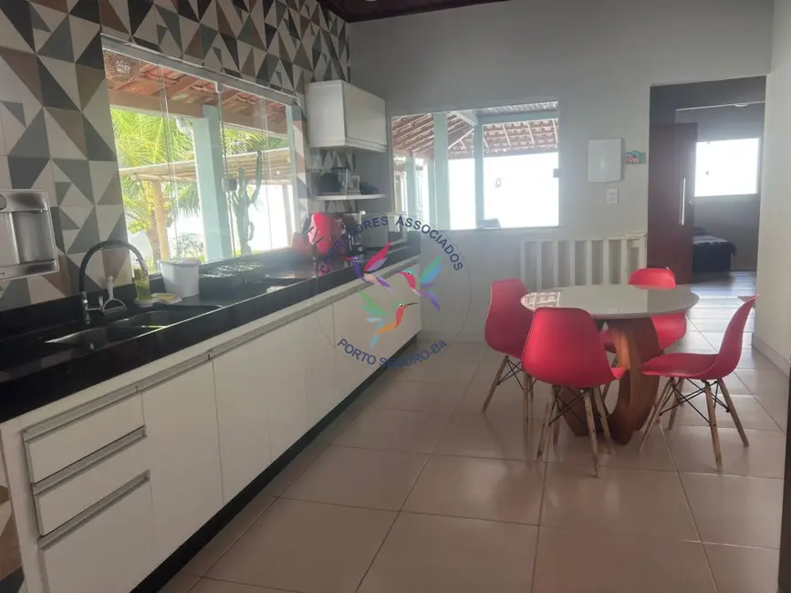 Foto 5 de Casa com 2 quartos à venda, 115m2 em Porto Seguro - BA