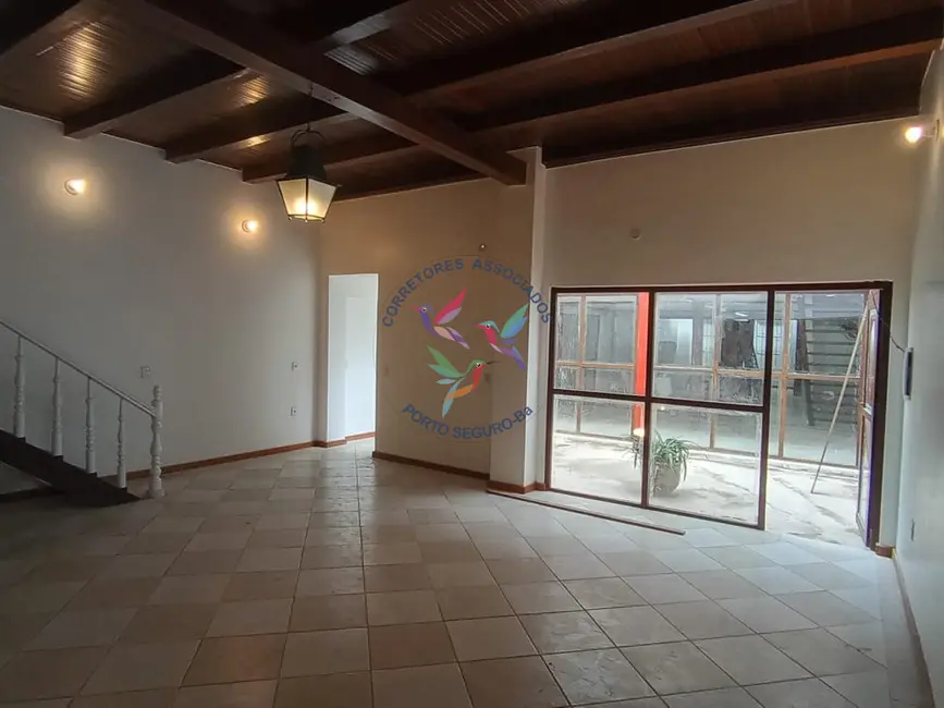 Foto 1 de Sala Comercial com 4 quartos para alugar, 396m2 em Centro, Porto Seguro - BA