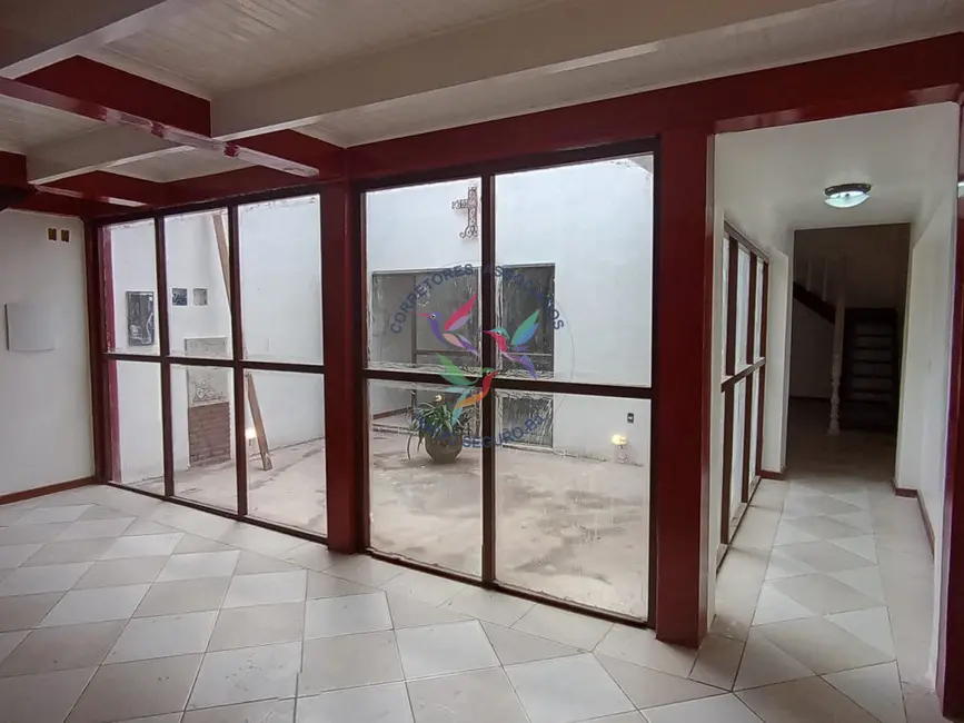 Sala Comercial com 4 quartos para alugar, 396m2 em Centro, Porto Seguro - BA - imagem 4 Foto 4 de Sala Comercial com 4 quartos para alugar, 396m2 em Centro, Porto Seguro - BA