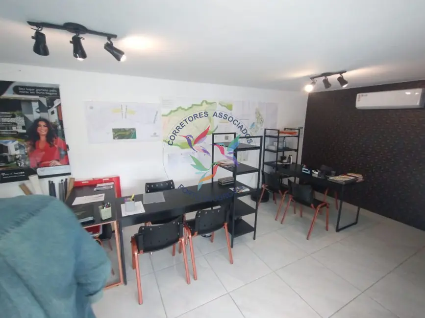 Sala Comercial para alugar, 40m2 em Centro, Porto Seguro - BA - imagem 2 Foto 2 de Sala Comercial para alugar, 40m2 em Centro, Porto Seguro - BA