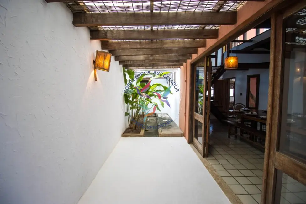 Foto 8 de Casa com 4 quartos à venda, 374m2 em Porto Seguro - BA