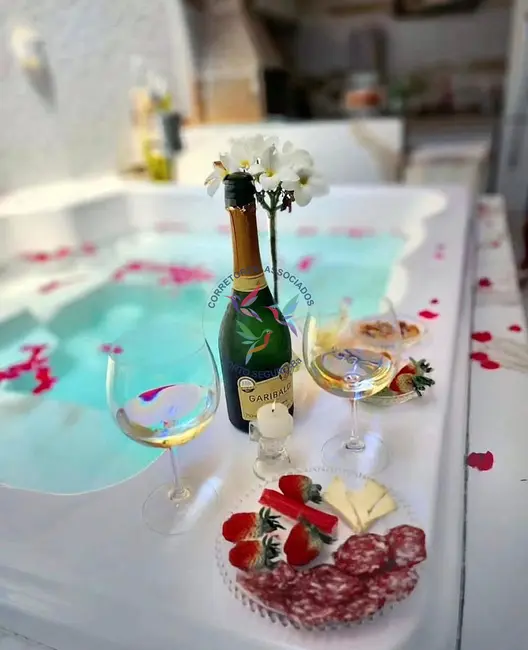 Foto 6 de Casa com 4 quartos para alugar, 130m2 em Porto Seguro - BA