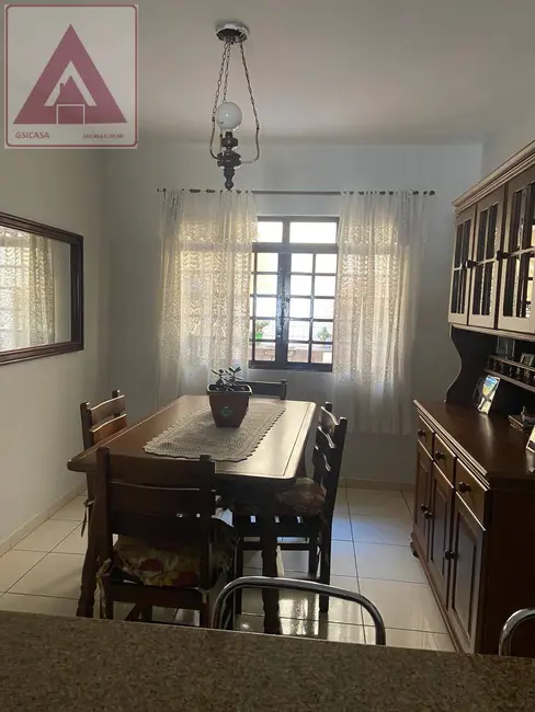 Sobrado com 3 quartos à venda, 125m2 em Jardim Santos Dumont, São Paulo - SP - imagem 8 Foto 8 de Sobrado com 3 quartos à venda, 125m2 em Jardim Santos Dumont, São Paulo - SP