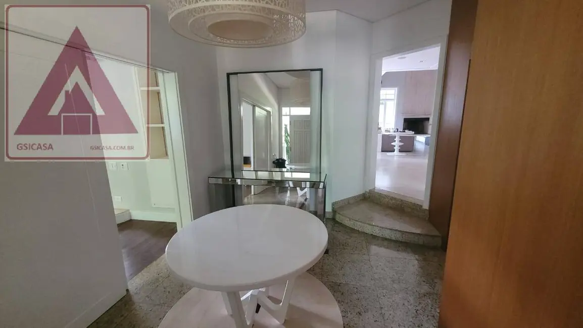 Foto 5 de Casa com 5 quartos para alugar, 667m2 em Altos de São Fernando, Jandira - SP