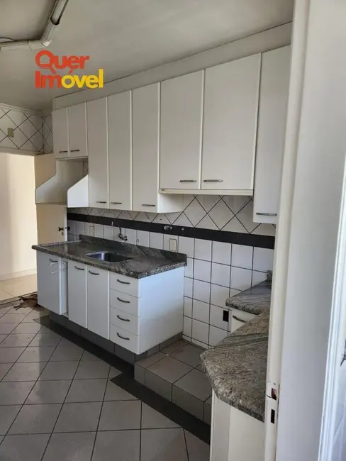 Apartamento com 3 quartos à venda, 117m2 em Centro, Ribeirao Preto - SP - imagem 9 Foto 9 de Apartamento com 3 quartos à venda, 117m2 em Centro, Ribeirao Preto - SP
